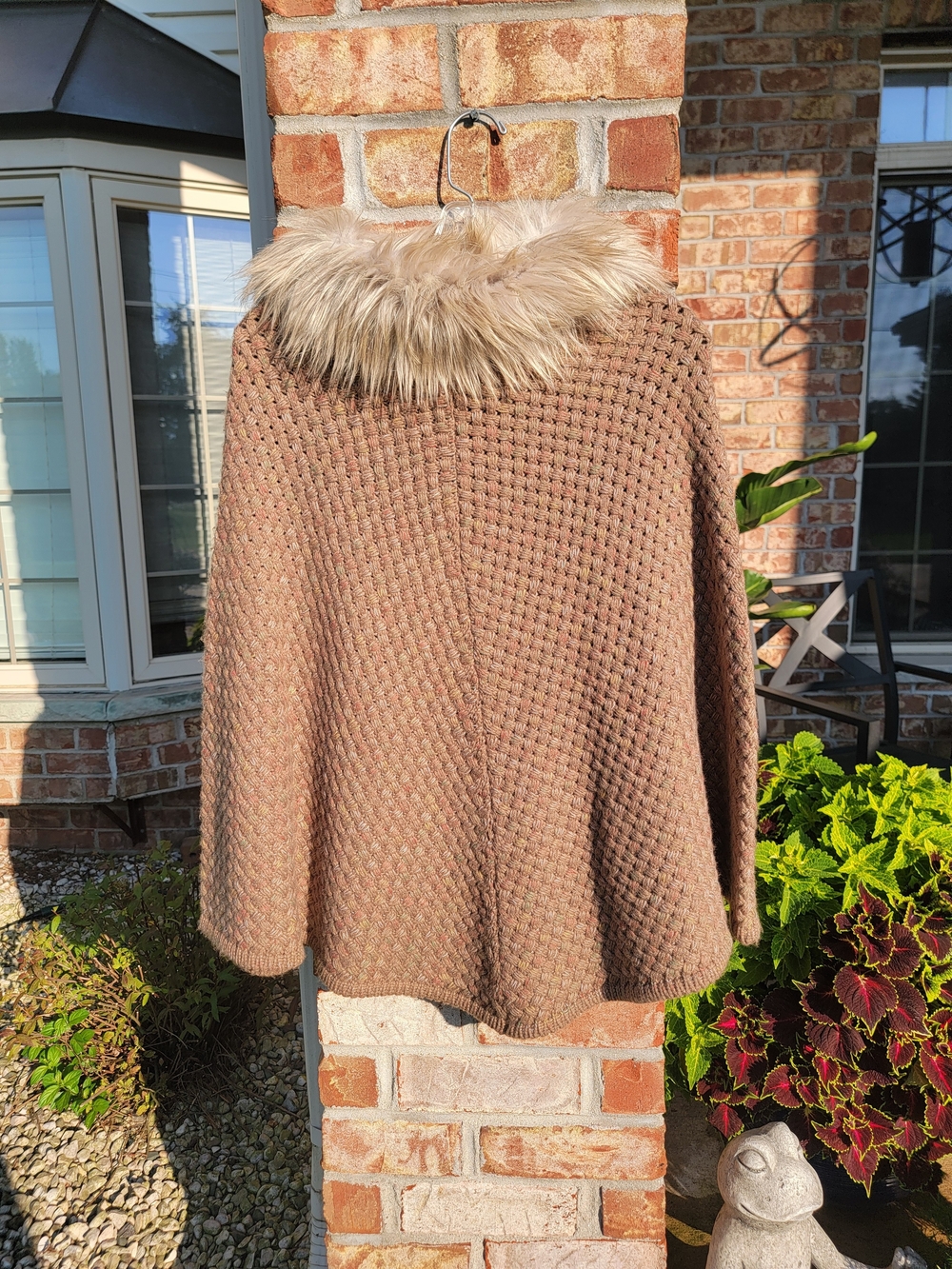 Steve Madden Taupe Knit Sweater Poncho with Faux-Fur Collar Trim - Picture 5 of 9